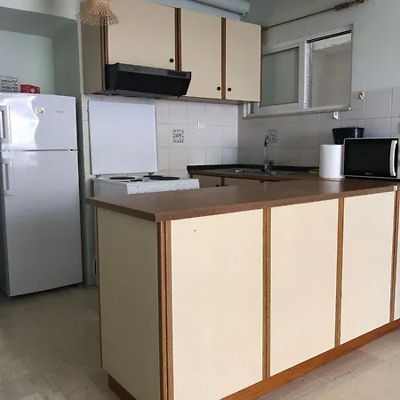 Kate Apartmentacross The Marina Appartement *