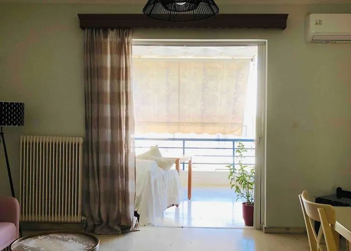 Kate Apartmentacross The Marina Appartement *